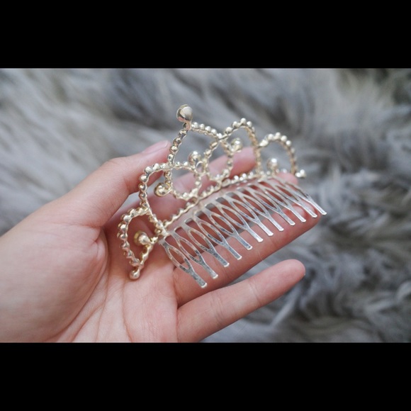 Princess Tiara for wedding or Prom - Picture 3 of 3